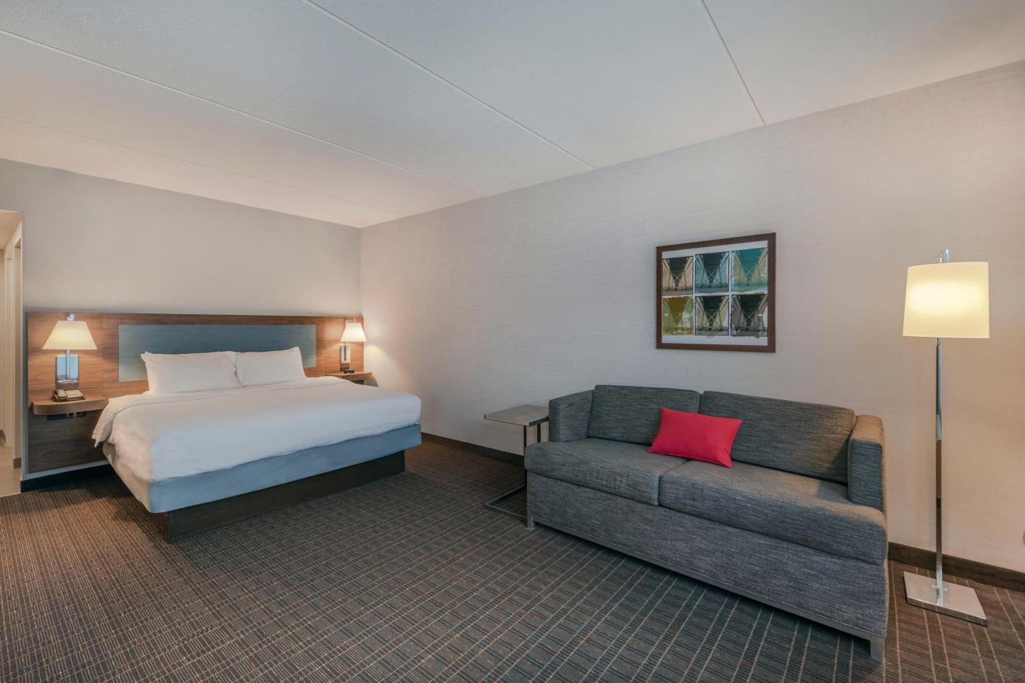 Hotel Hampton &